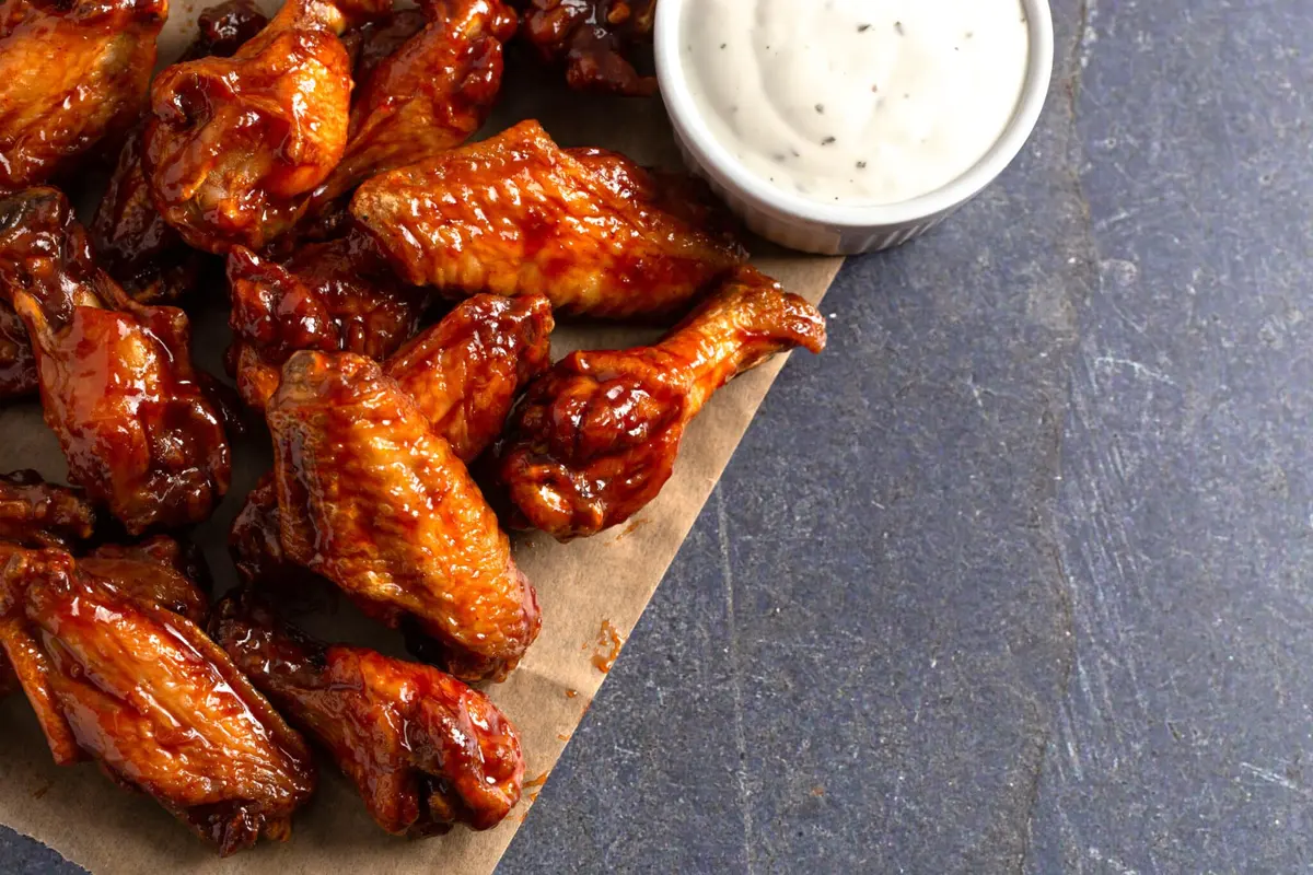 frango frito, exemplo de refeição pesada antes do treino