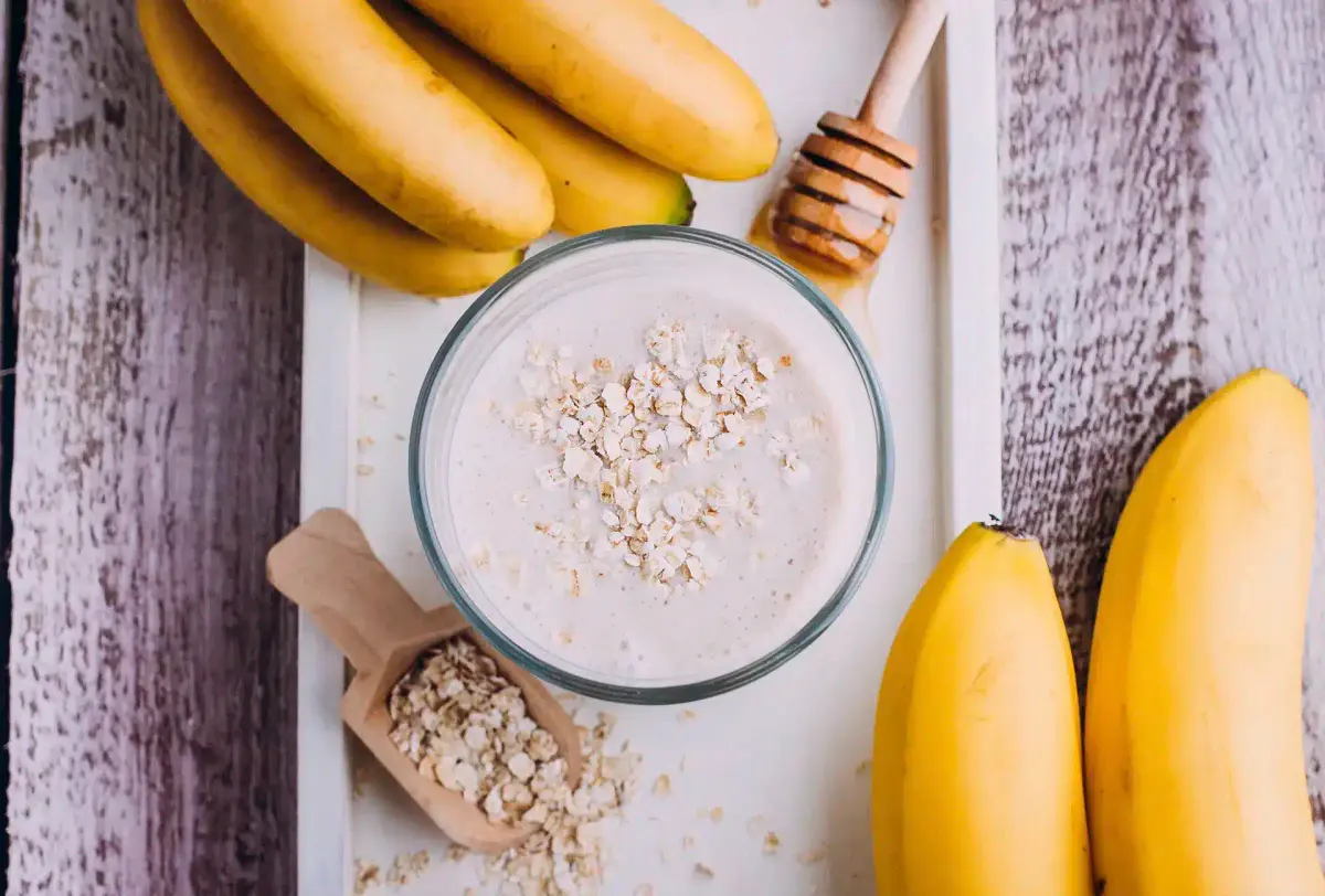 bananas e mingau de aveia