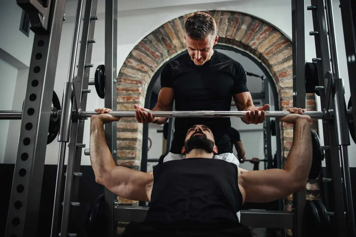 supino em dupla musculação em dupla