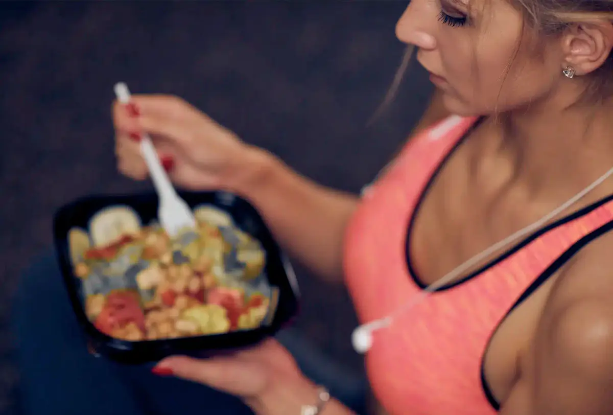Alimentação para Hipertrofia mulher almoço