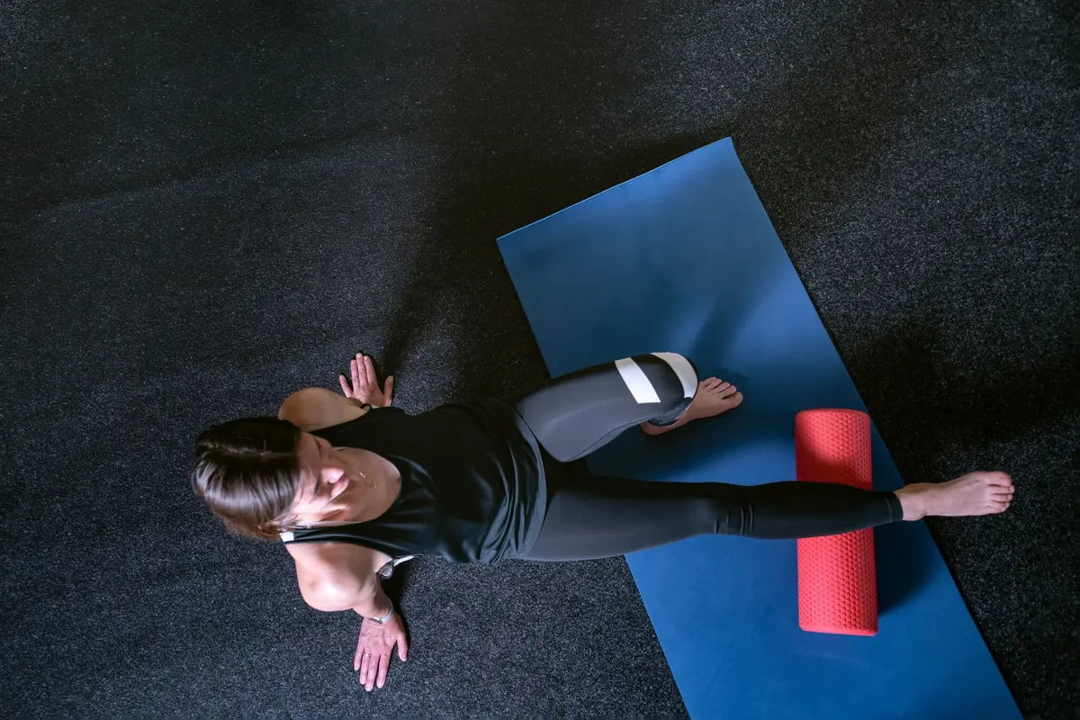 liberação miofascial panturrilha foam roller