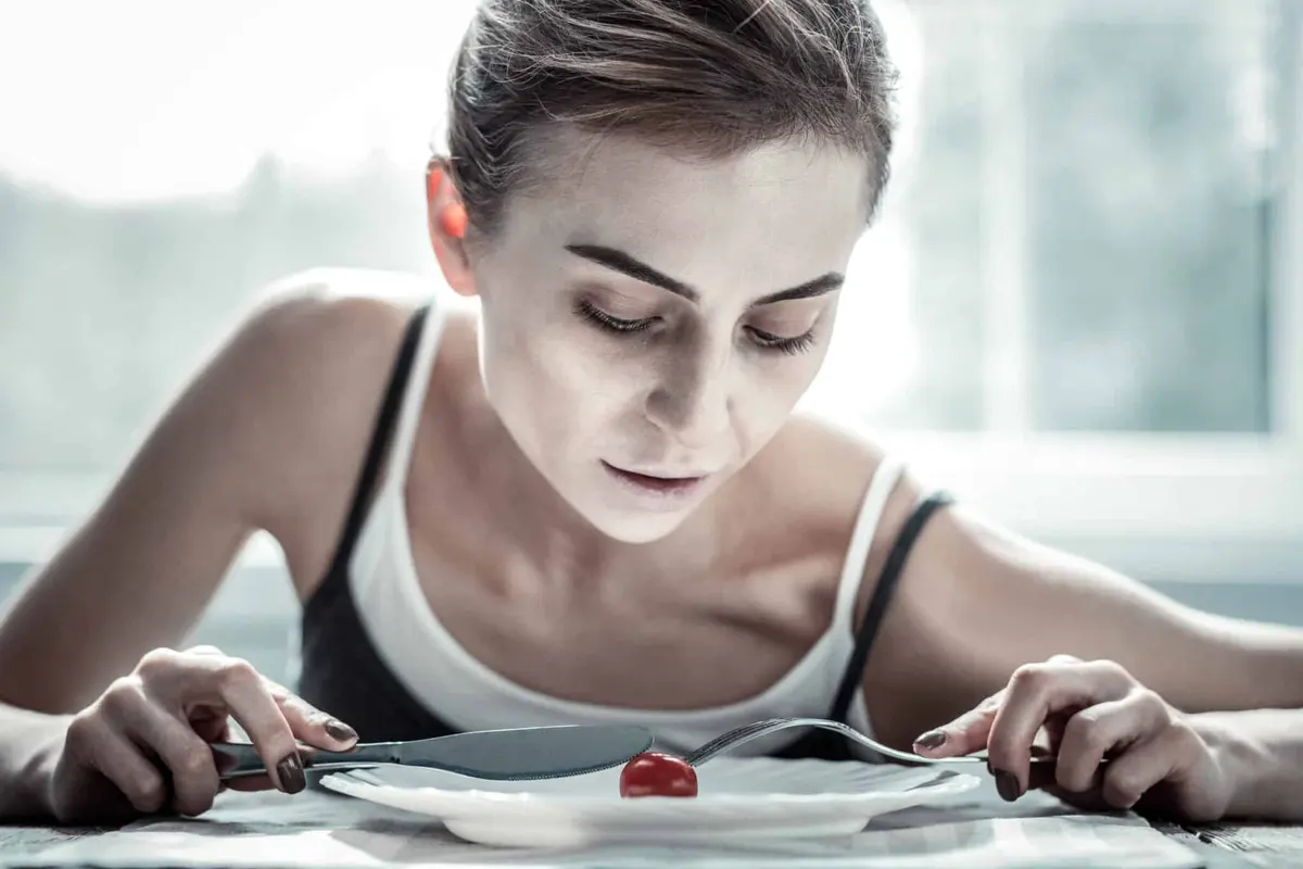 dietas da moda passar fome para emagrecer