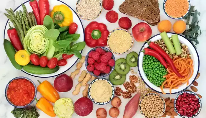 frutas, legumes e grãos coloridos