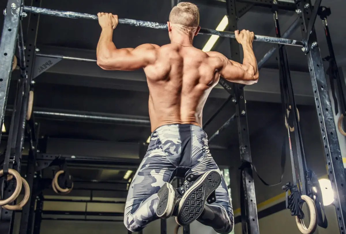 treinos de força alternativos barra fixa calistenia crossfit