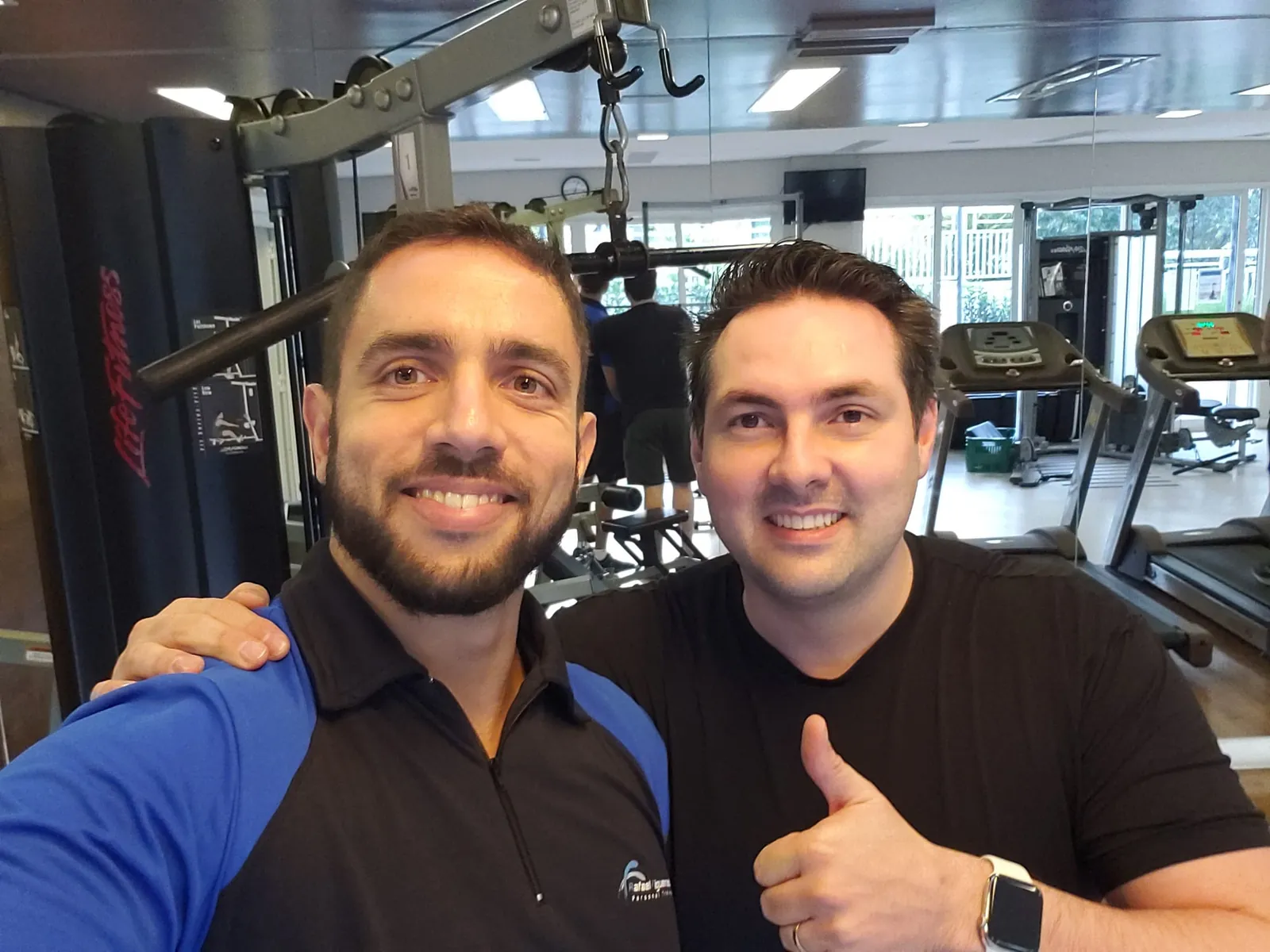 Rafael Figueiredo e o aluno André na academia
