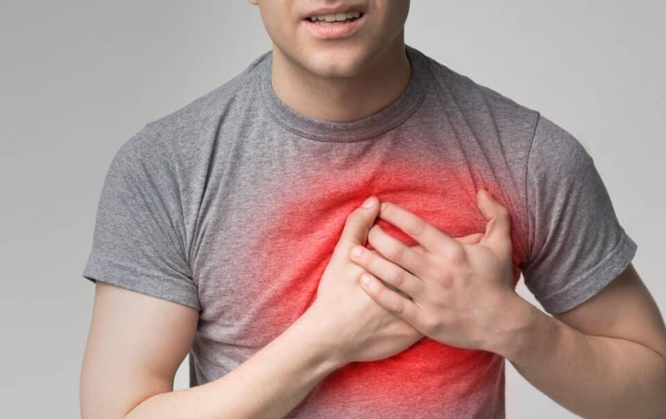 cansaço e risco parta o coração homem com coração com problemas